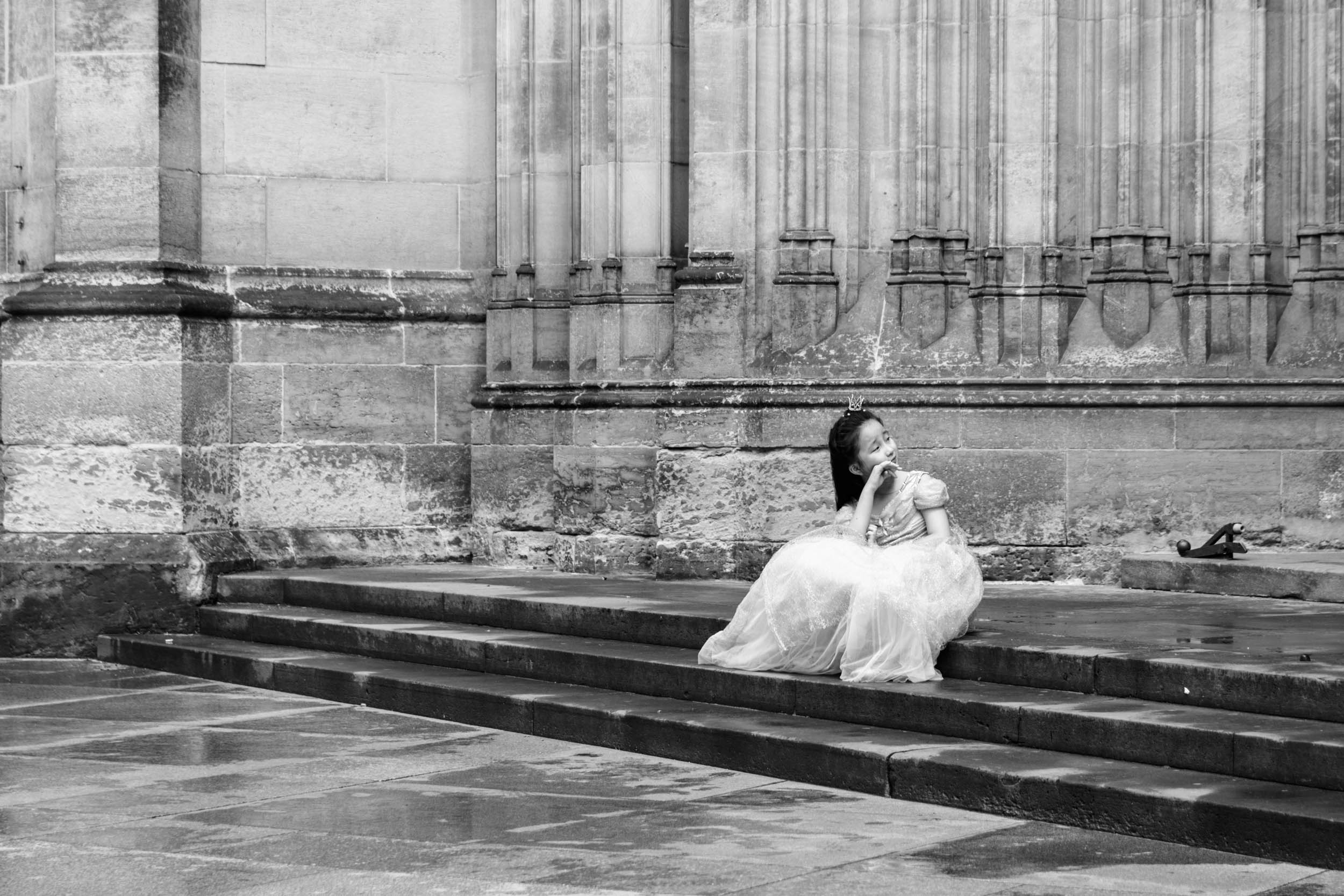 Monochrome